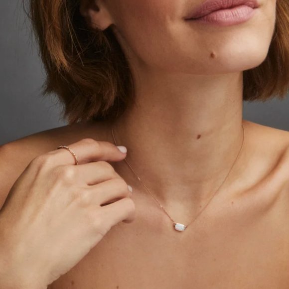 Kendra Scott Marisa Pendant Necklace In 